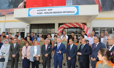 Hayırseverin yaptırdığı okul törenle açıldı