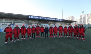 Tahmazoğlu, ŞAHKUT ekibini tebrik etti