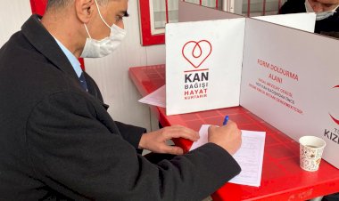 Polisler kan bağışında bulundu