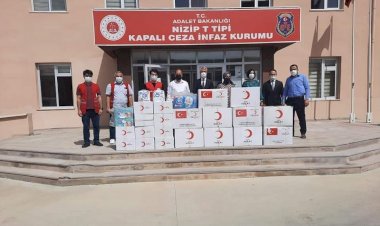 Nizip Kızılay'dan mahkum çocuklarına yardım