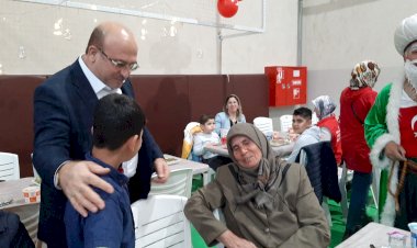 Nizip’te 'Dünya Yetimler Günü' İftar Programı