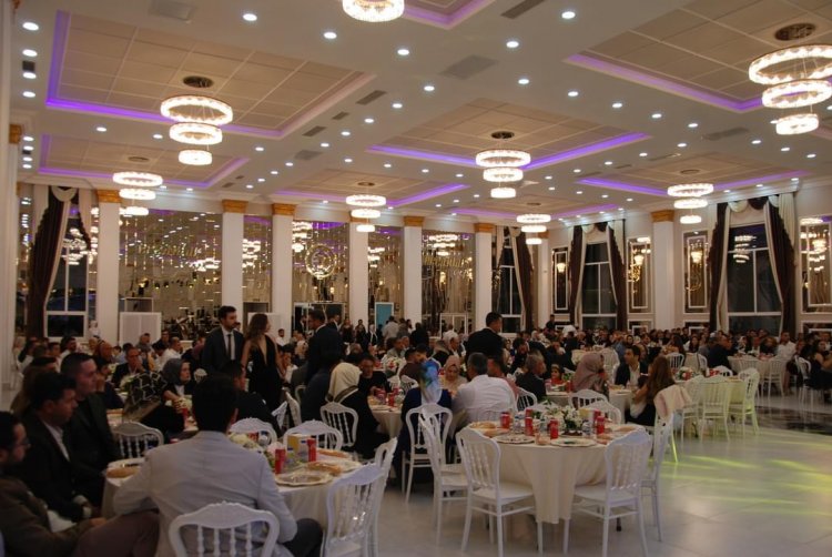 Nizip’te Ercanlar Vip Düğün Salonu Hizmete Girdi