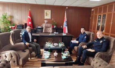 Kaymakam Çağlar’dan Emniyet Müdürü Demir'e ziyaret