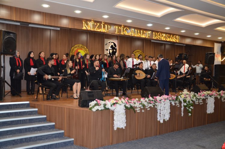Nizip'te Muhteşem Halk Müziği Konseri 