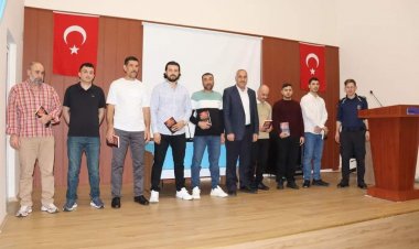 NİZİP T TİPİ KAPALI CEZA İNFAZ KURUMUNDAN KUR'AN-I KERİM'İ GÜZEL OKUMA YARIŞMASI