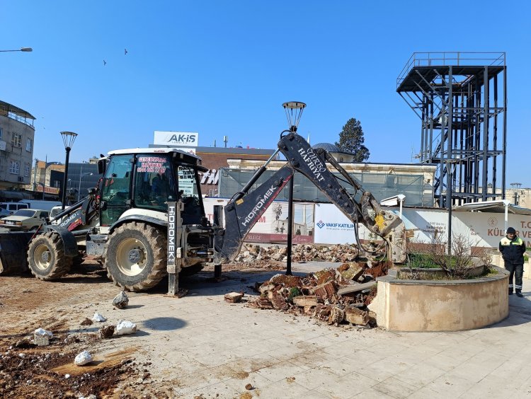 Tarihi Çarşı Camii Meydanı Yenileniyor!