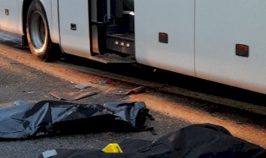 Birecik'te yolcu otobüsü kamyona çarptı: 3 ölü, 41 yaralı