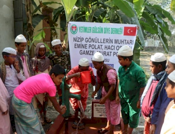 Gönüllerin Muhtarı Bangladeş’de Yine Gönülleri  Fethetmeyi Başardı