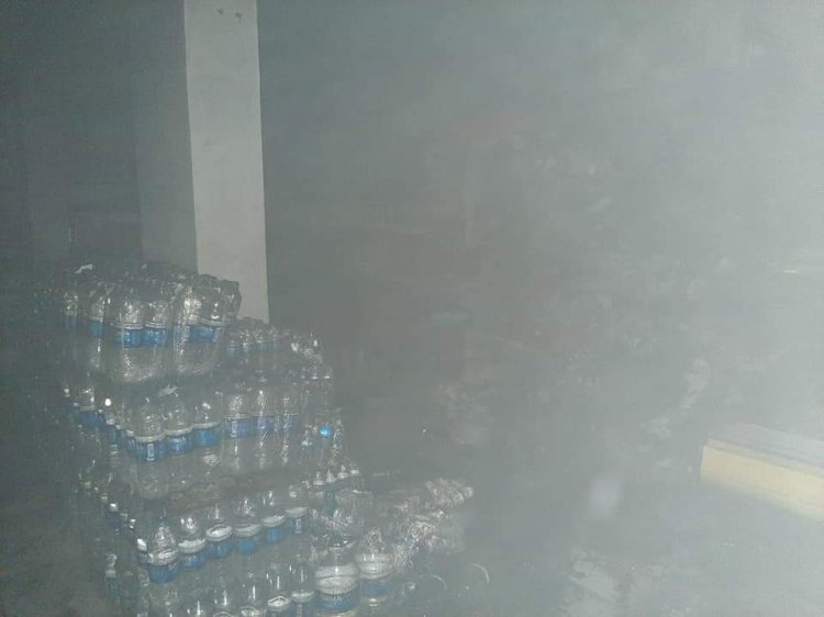 Nizip'te market yangını 